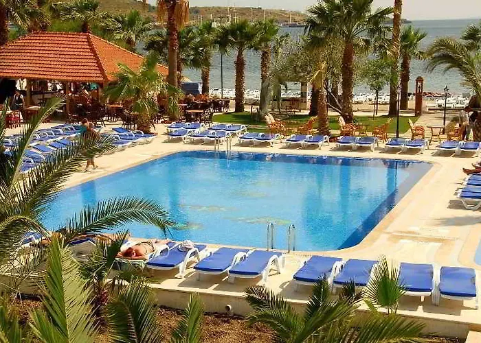 ناجي بيتش غومْبيت