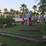 Nagi Hotel 3*