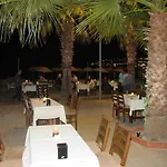 Nagi Hotel 3*