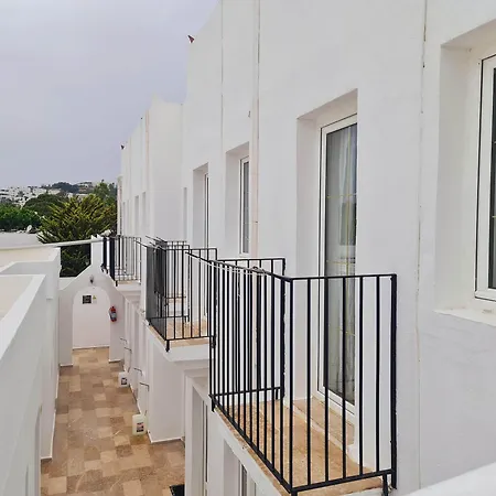Nagi Hotel 3*