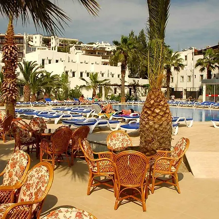 Hotel Nagi 3*