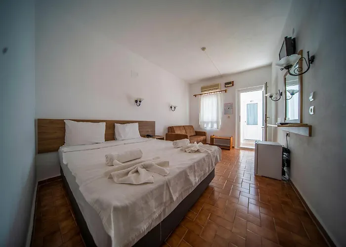 ホテル ナギ ビーチ