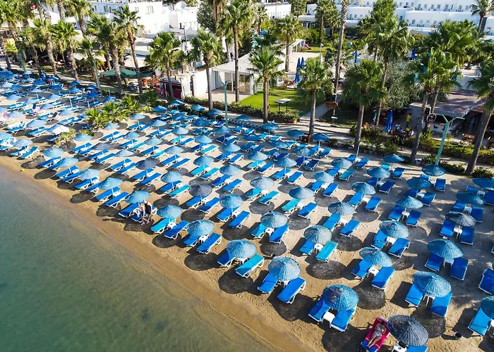 ホテル ナギ ビーチ